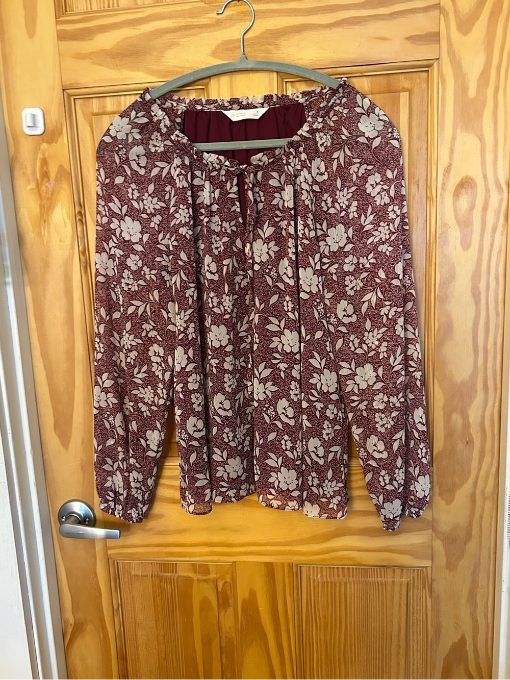 LC Lauren Conrad Burgundy Floral Tie-Neck Blouse